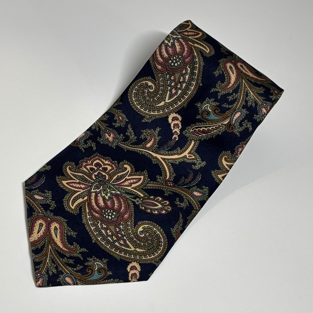 Vtg Hathaway Necktie Men OS Navy Blue Paisley Silk Italian Fabric USA Preppy